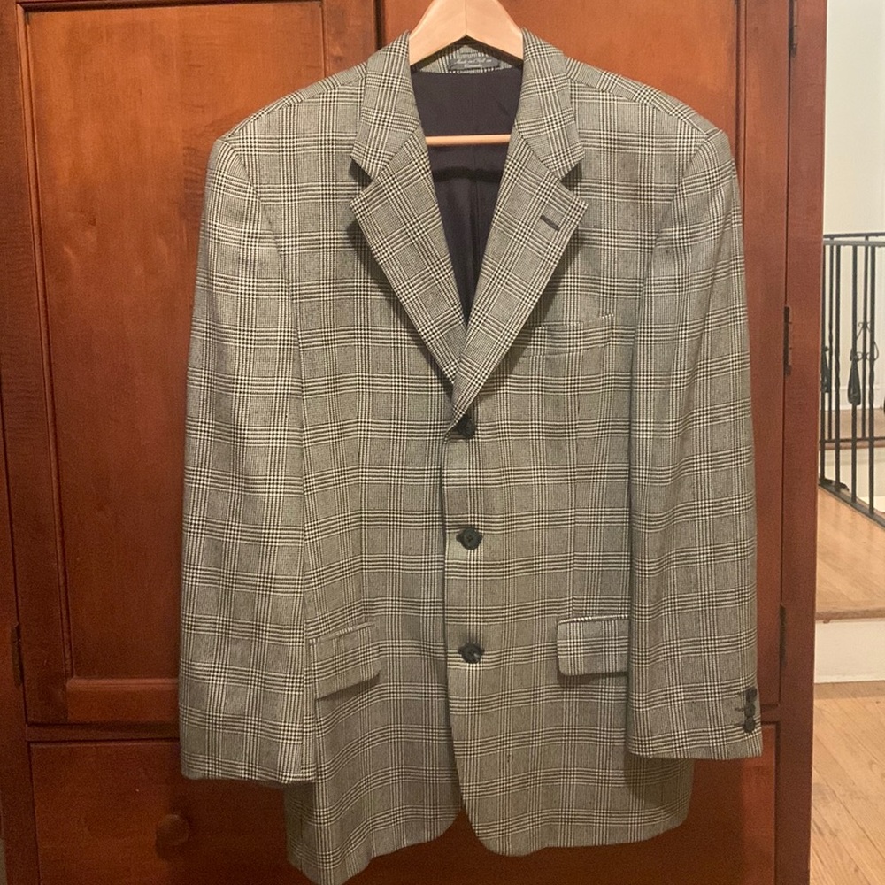 100%Cachemipe Cashmere Sports Coat.Blk & Wht herringbone Made in Italy&Canada